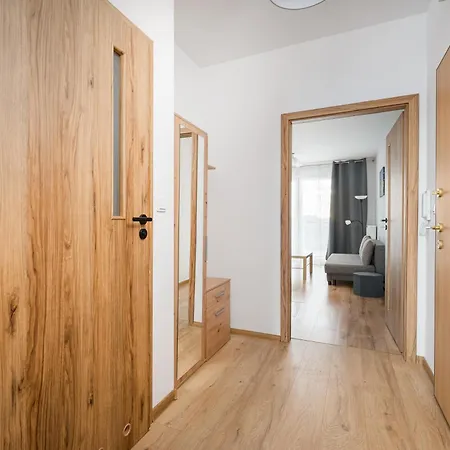 Bokserska With Free Parking By Bookinghost Apartment