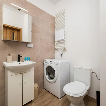 Bokserska With Free Parking By Bookinghost *